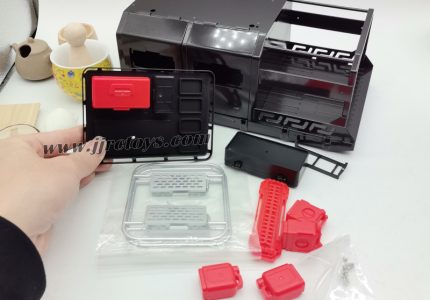 JJRC C8823 RC Crawler upgrade off-road luggage compartment